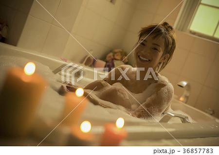 優雅なバスタイム 優雅なバスタイム 36857783