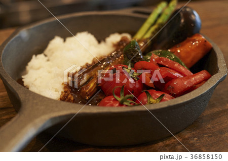 カフェ　料理　カレー　 36858150
