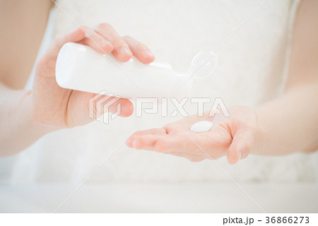 美容　ビューティー　女性 36866273