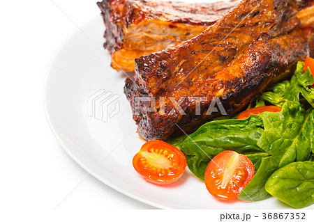 ribs grilled with salad 36867352