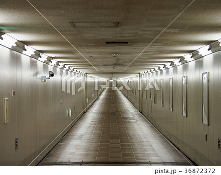 東成田駅連絡通路 東成田駅連絡通路 36872372
