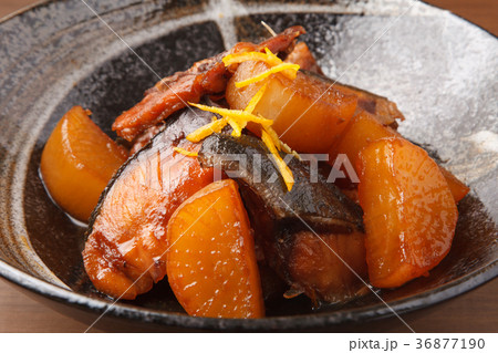 ぶり大根 36877190