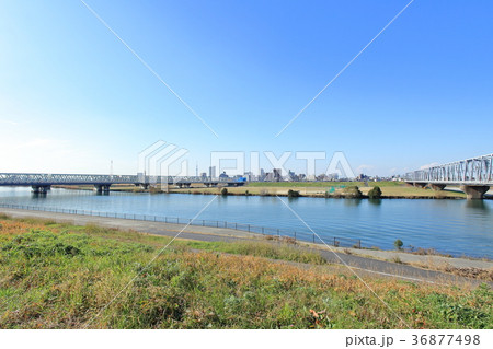 国府台駅近くから見た江戸川 36877498