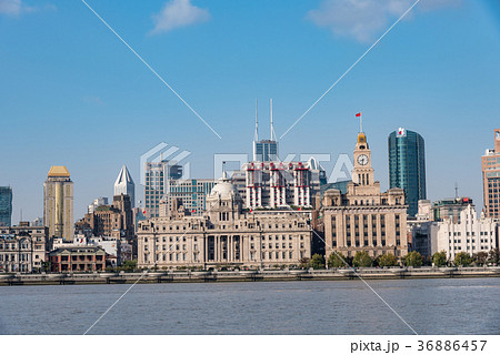 中国・上海の外灘　日中 36886457