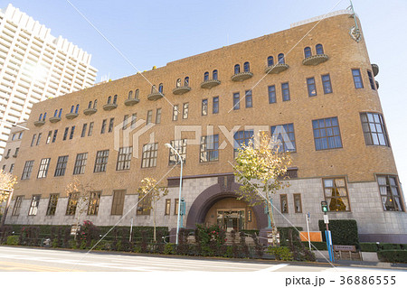 学士会館 36886555