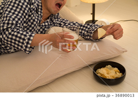 夜食 夜食 36890013
