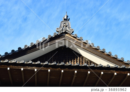 屋根の飾り瓦 36893962