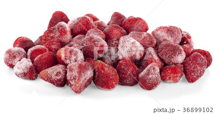 Frozen strawberry on white background Frozen strawberry on white background 36899102