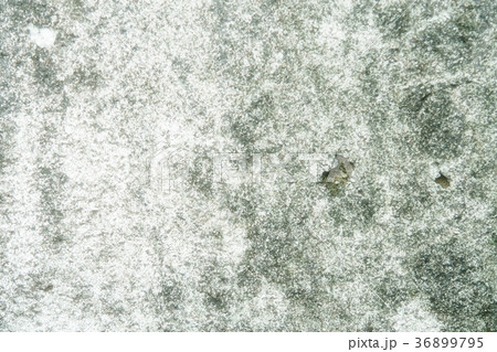 テクスチャー ひび割れ　コンクリート　壁　吹き付け　まだら　模様　白　灰色　シミ　ヒビ　クラック 36899795