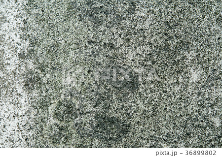 テクスチャー ひび割れ　コンクリート　壁　吹き付け　まだら　模様　白　灰色　シミ　ヒビ　クラック 36899802