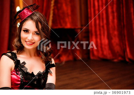 portrait of Elegant dancer in moulin rouge style 36901973