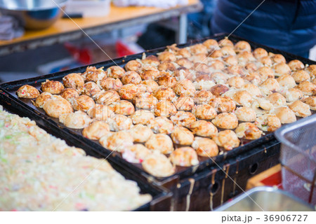 Fried octopus dough balls or Takoyaki 36906727