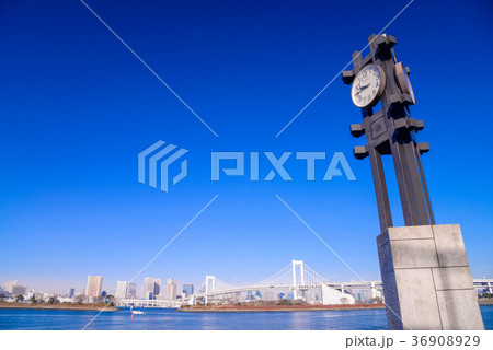 お台場海浜公園の時計台 お台場海浜公園の時計台 36908929
