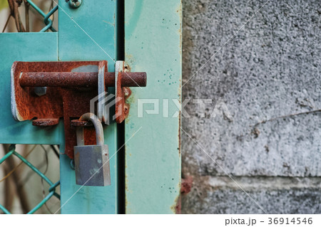 扉と枠の閂 扉と枠の閂 36914546