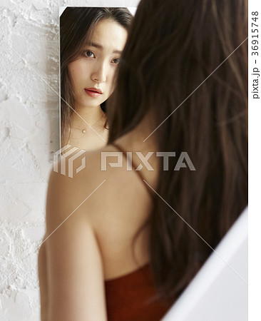 ビューティーテーマ 女性ポートレート 36915748