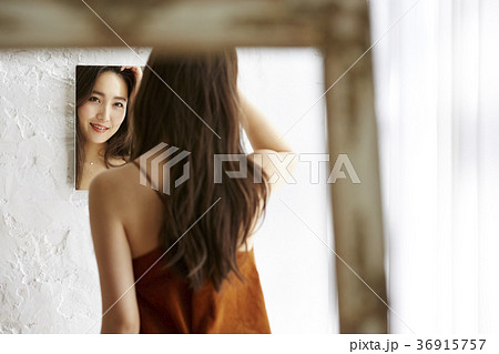 ビューティーテーマ 女性ポートレート 36915757