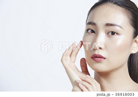 美しい女性 ビューティーポートレート 36916003