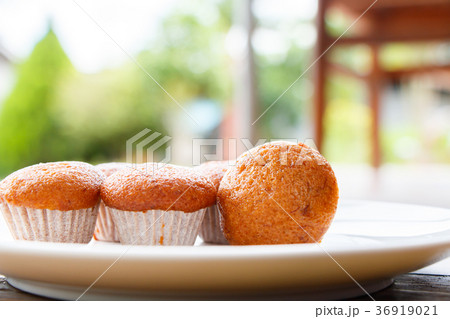 Banana muffin cake Banana muffin cake 36919021