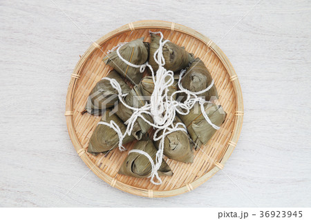 Matcha ice dumplings 36923945