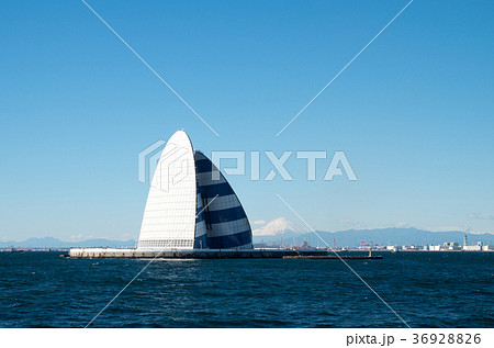 東京湾アクアラインの風の塔 東京湾アクアラインの風の塔 36928826