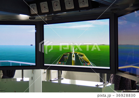 練習船の模擬操縦室 36928830
