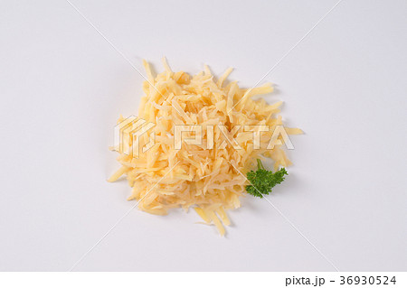 grated raw potatoes 36930524