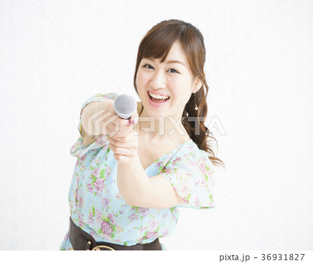 女性 若い女性 ライフスタイル ポートレート 女性 若い女性 ライフスタイル ポートレート 36931827