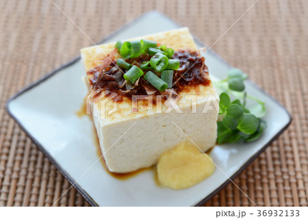 おいしそうな島豆腐 おいしそうな島豆腐 36932133