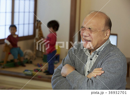 孫疲れ　シニア 36932701