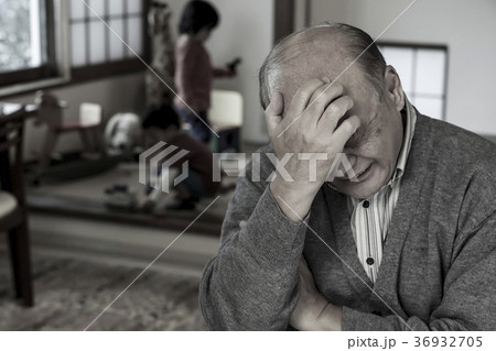 孫疲れ　シニア 36932705