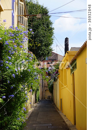 フランス アンティーブの路地裏の風景 フランス アンティーブの路地裏の風景 36932848