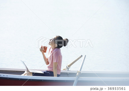 ノマドワーカー　ボート 36933561