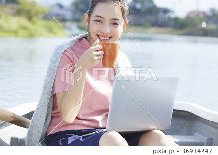 ノマドワーカー　ボート 36934247