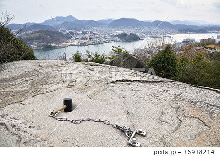 尾道 ポンポン岩(鼓岩)(広島県尾道市) 尾道 ポンポン岩(鼓岩)(広島県尾道市) 36938214