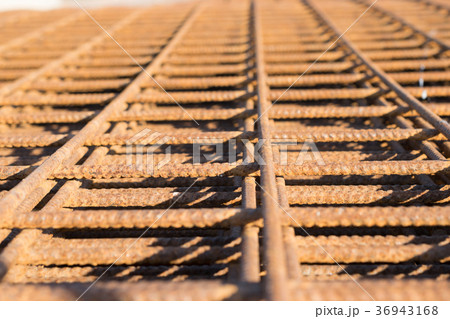 Iron rust is used for road surface. 36943168