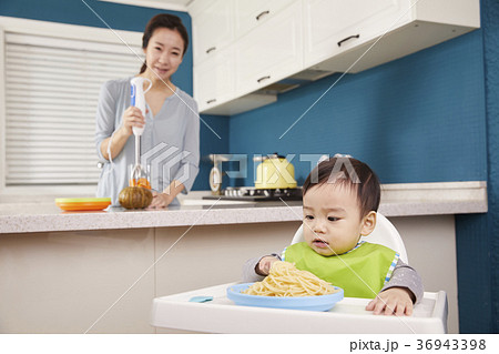 男 男性 男の子 36943398