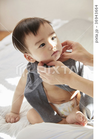 男 男性 男の子 36943664