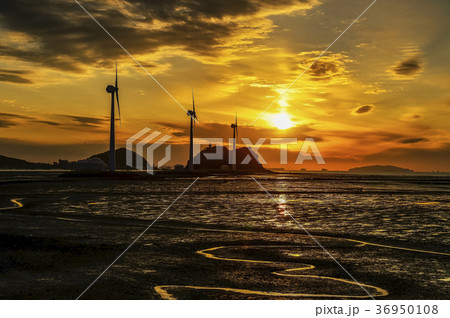 夕焼け 発電所 黄海 36950108