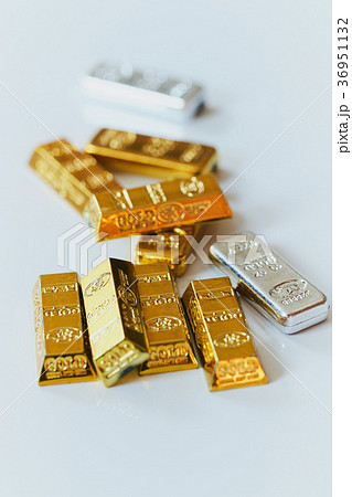 金の延棒 36951132