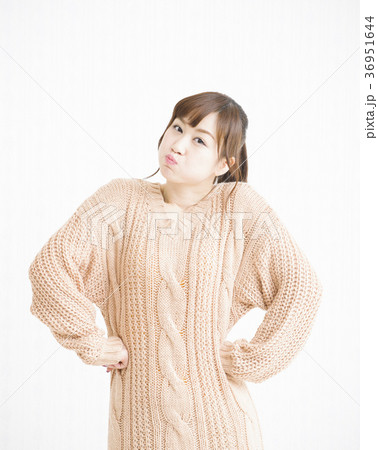 女性 若い女性 女性 若い女性 36951644