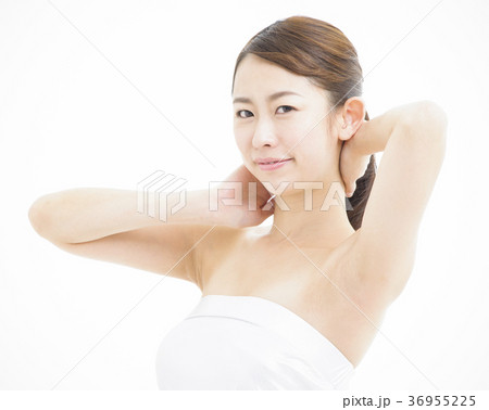 ビューティー　女性　ビューティ　スキンケア 36955225