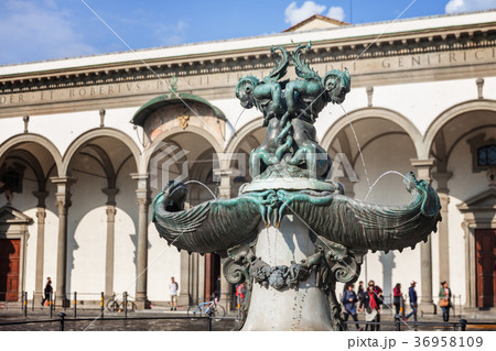 Fountain on Piazza Santissima Annunziata Florence 36958109