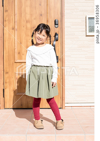 小学生の女の子 小学生の女の子 36958306