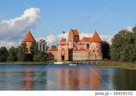 トラカイ城　古城　リトアニア　ヨーロッパ 36959552