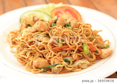 おいしいミーゴレン 36959656