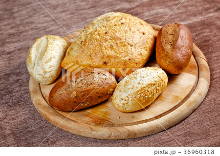 Bread 36960318