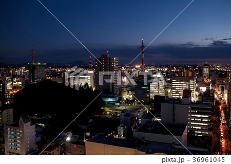 栃木県庁から見た宇都宮市の夜景 36961045