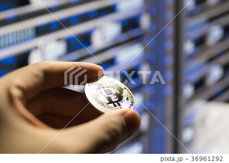 ビットコイン ビットコイン 36961292