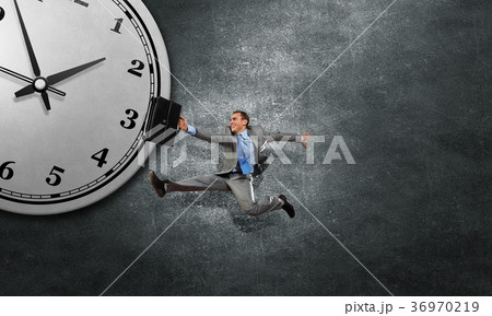 Catch up with time 36970219