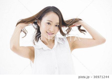 女性 若い女性 女性 若い女性 36971244